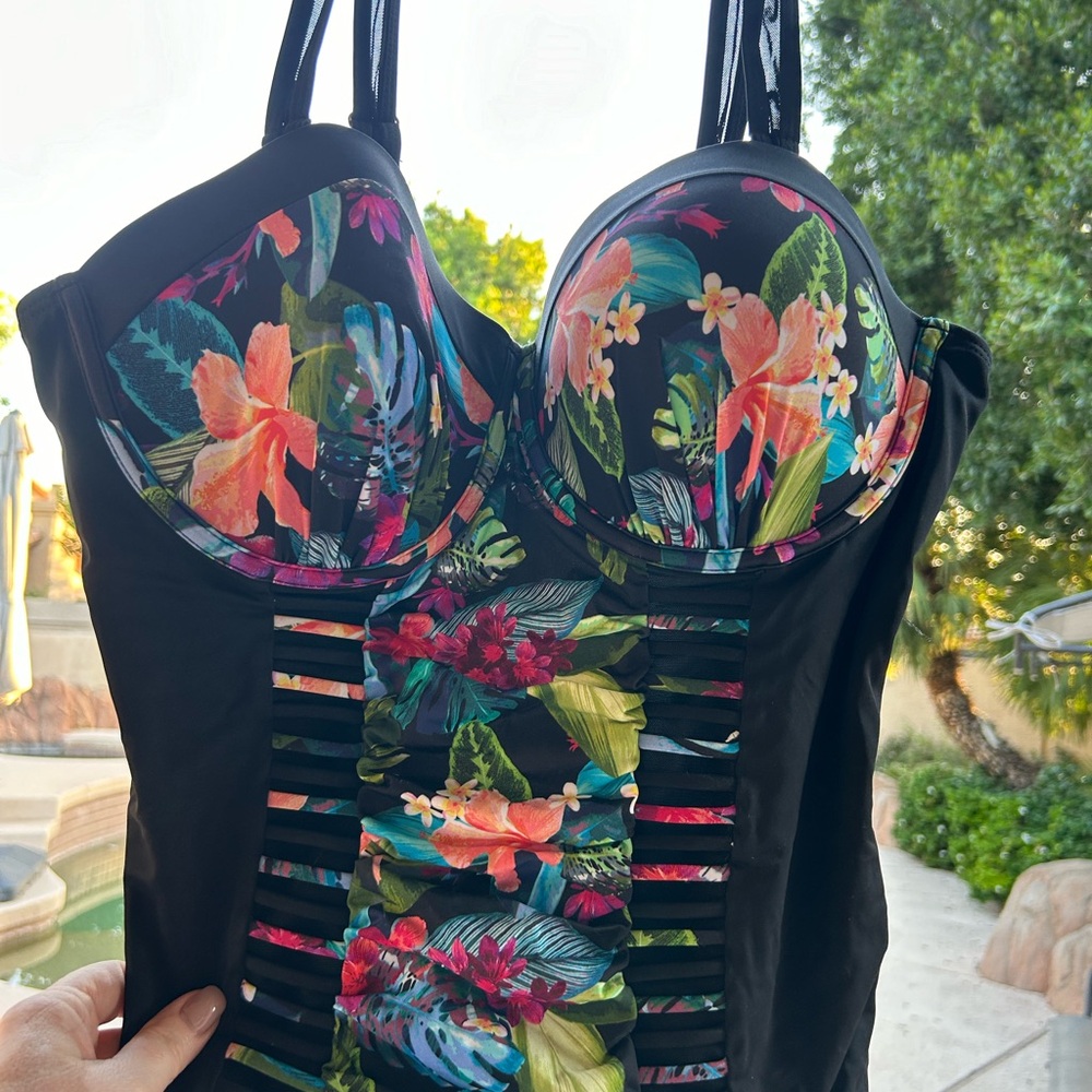 Women’s One Piece Swimsuit